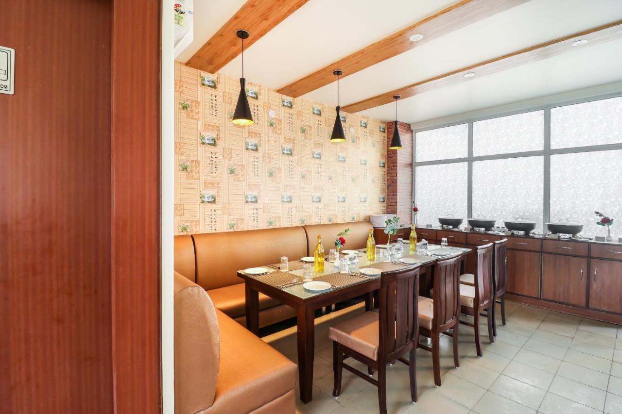 首都o 70760 81号大酒店 法里达巴德 外观 照片